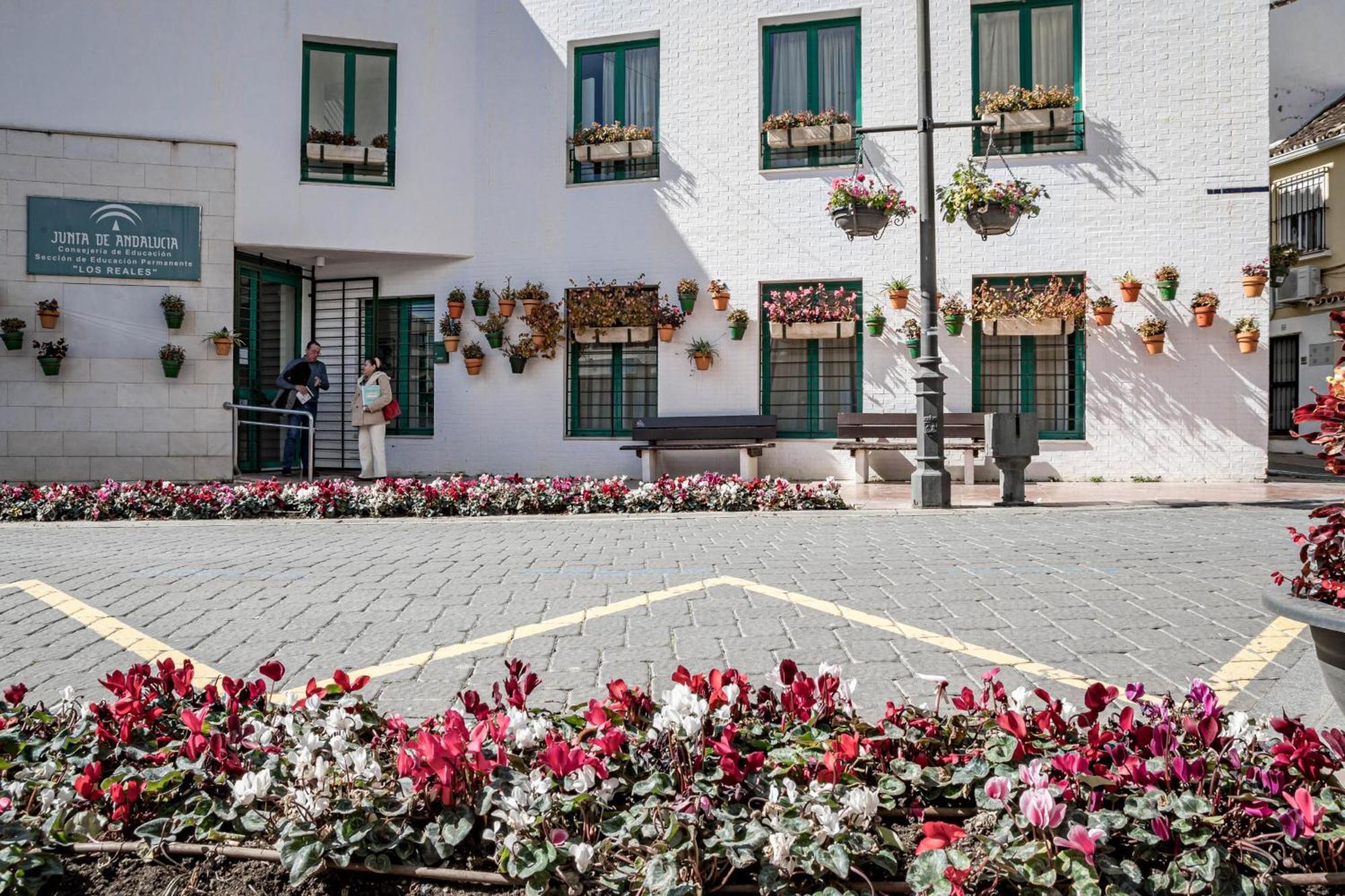 Seaclub Suites Estepona Esterno foto