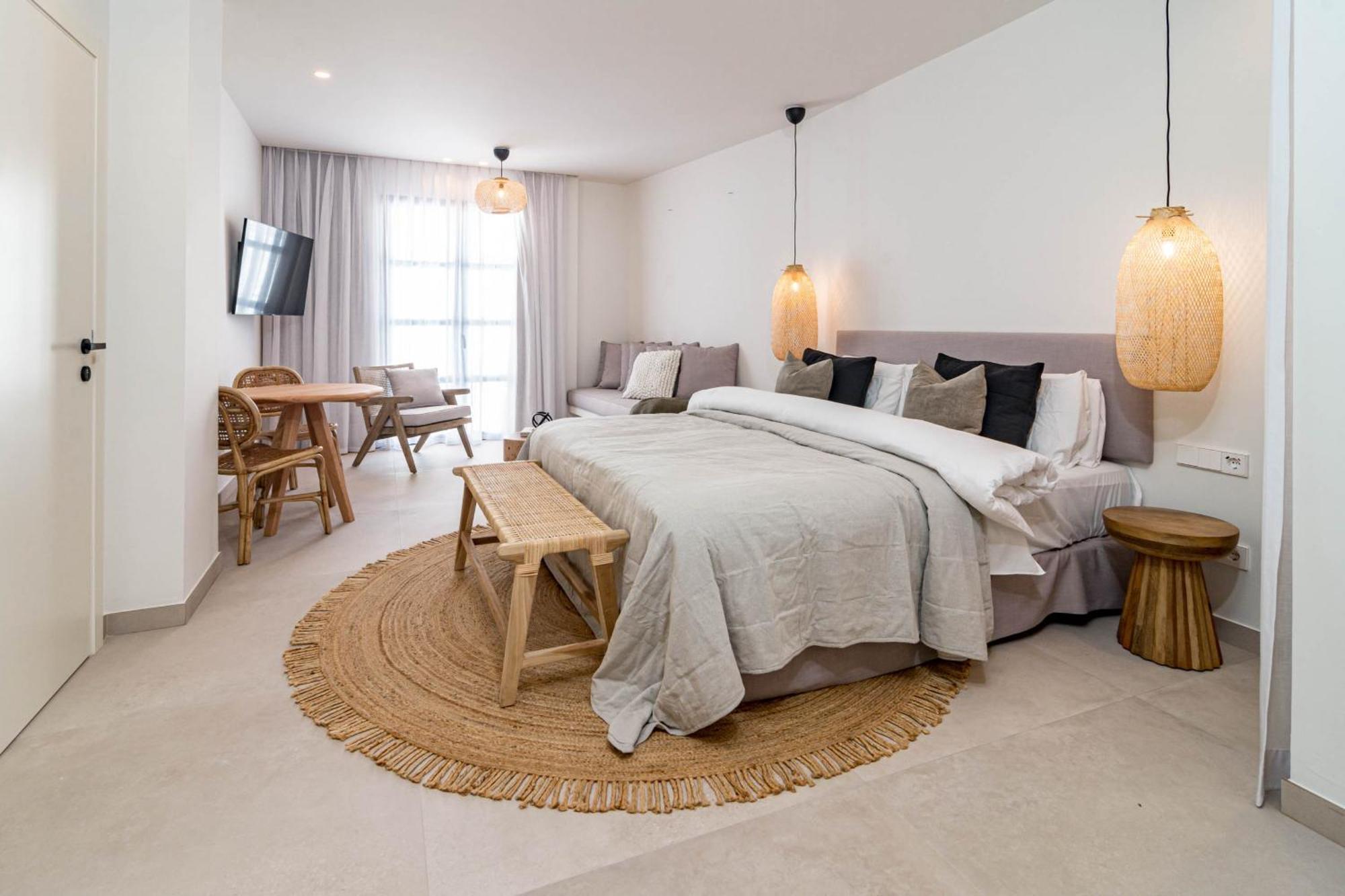 Seaclub Suites Estepona Esterno foto
